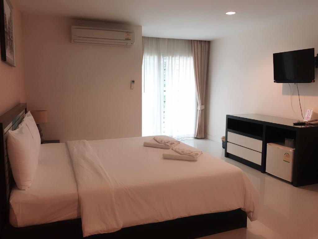 Similan Mansion Hotel Bangszen Kültér fotó